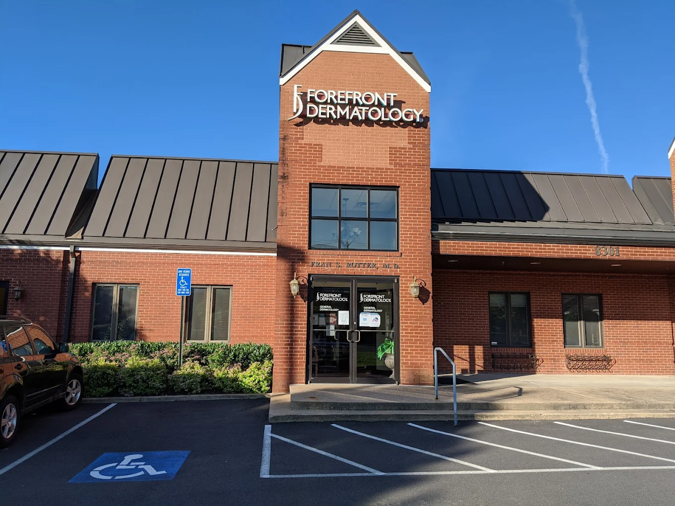 Forefront Dermatology Vienna clinic photo