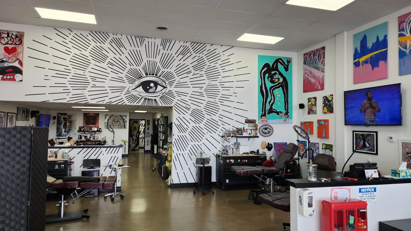 Thirteen Roses Aesthetics clinic photo